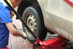 红安附近拖车24小时服务热线电话